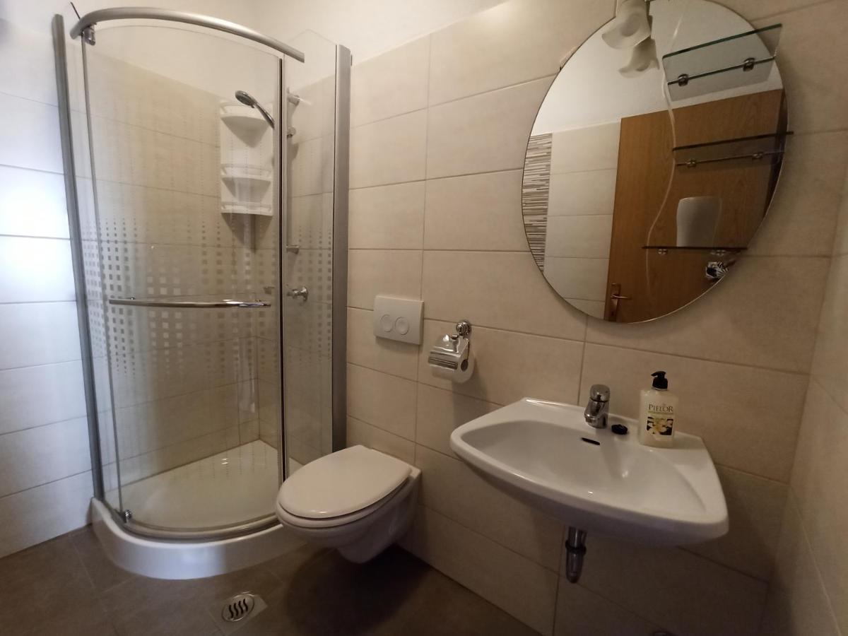 Apartmani Vesna Krk Town Εξωτερικό φωτογραφία