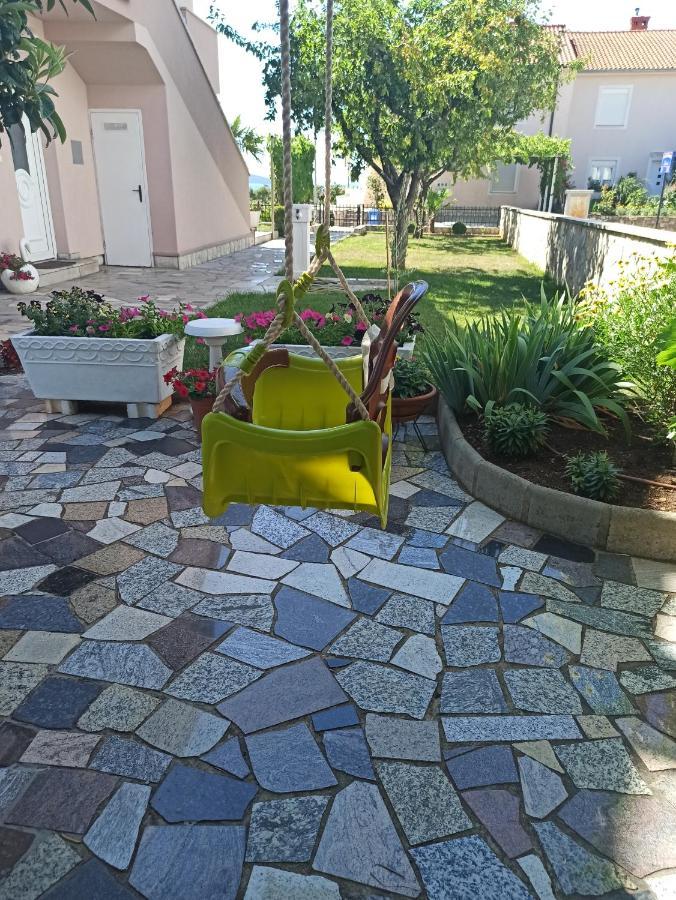 Apartmani Vesna Krk Town Εξωτερικό φωτογραφία