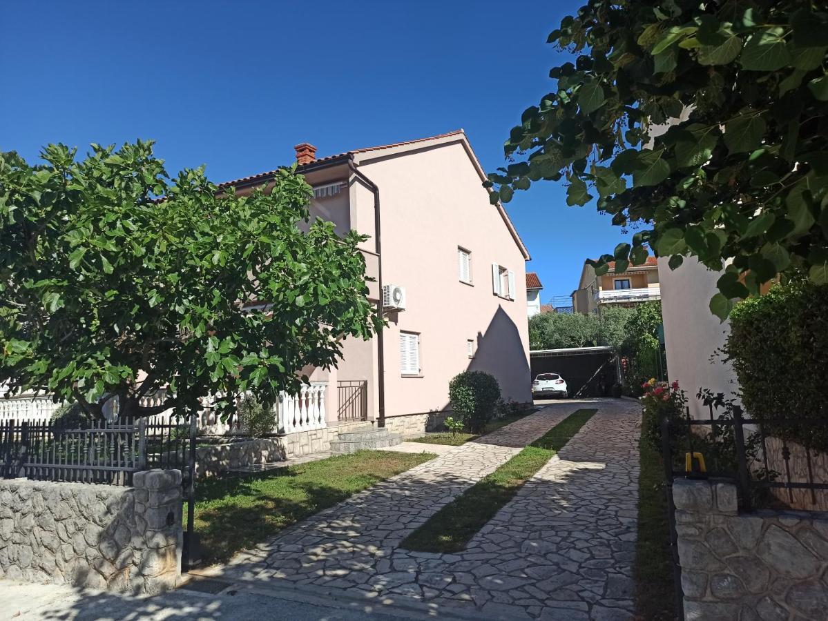 Apartmani Vesna Krk Town Εξωτερικό φωτογραφία